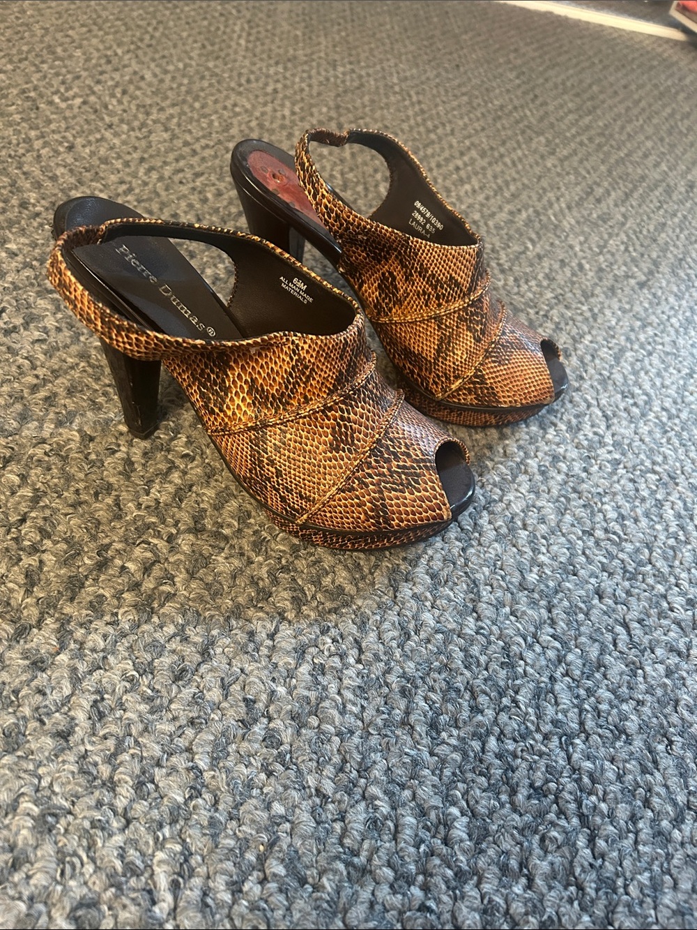 Pierre Dumas Orange Brown Snakeskin Peep-Toe Slingback Heels